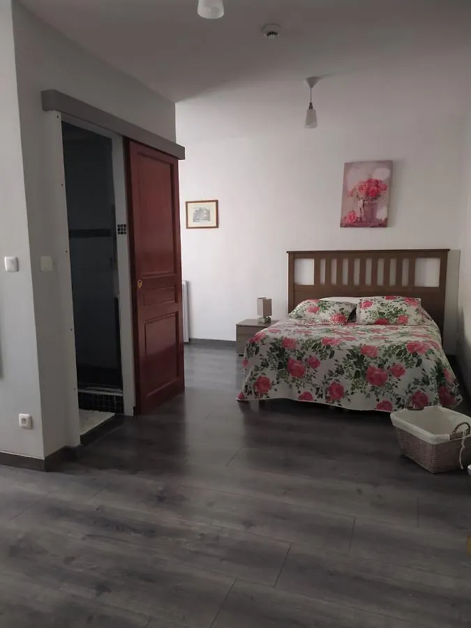 Les Coquelicots Hotel Montrouge