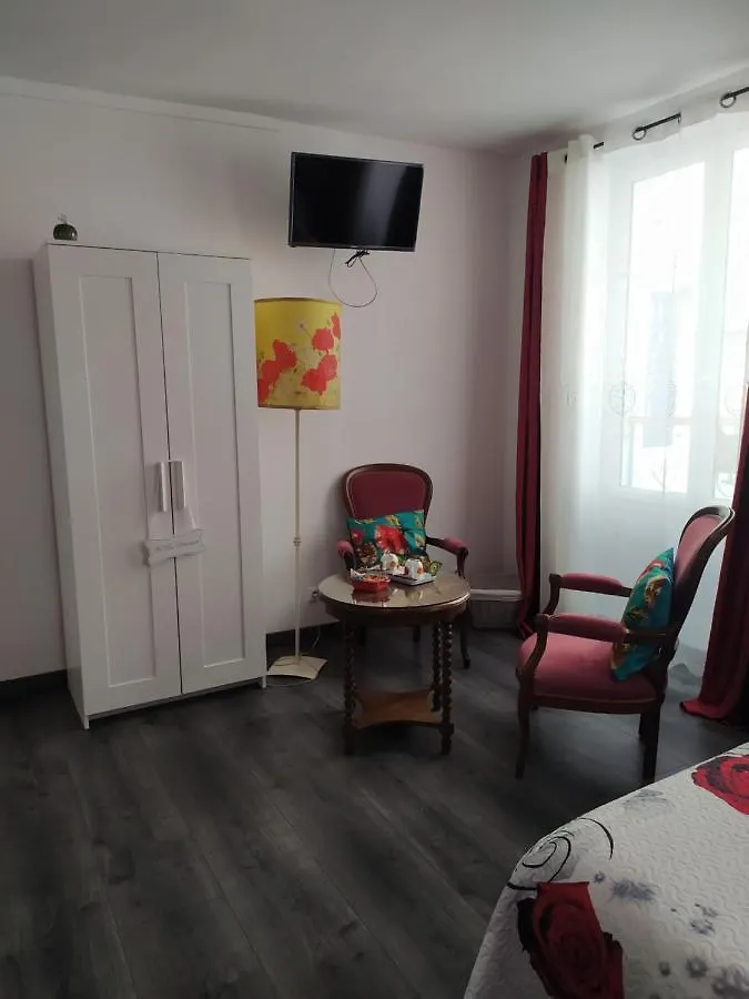 Les Coquelicots Hotel Montrouge